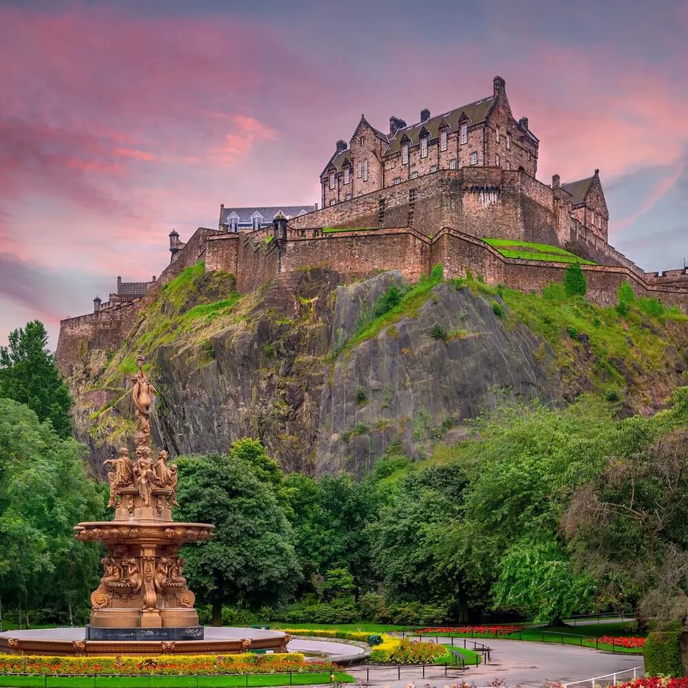 Castillo de Edimburgo en Escocia